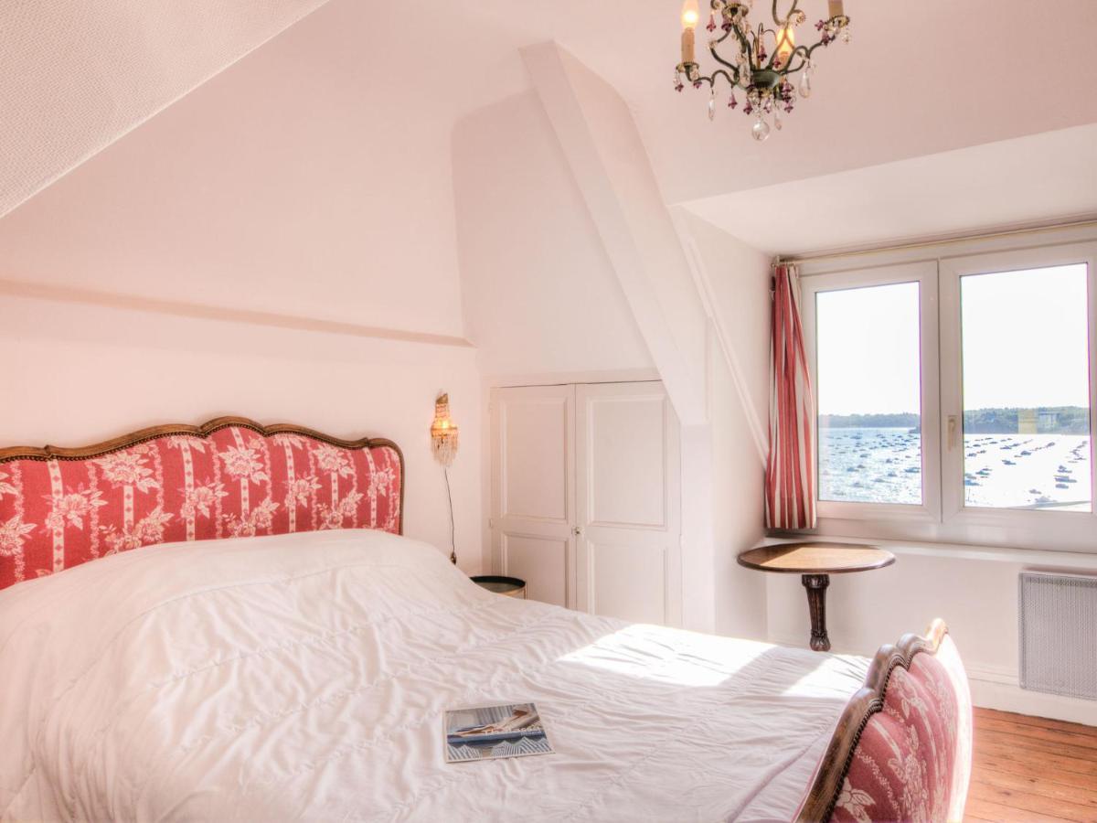 Apartment Le Beauvoir Rose By Interhome Дінар Екстер'єр фото
